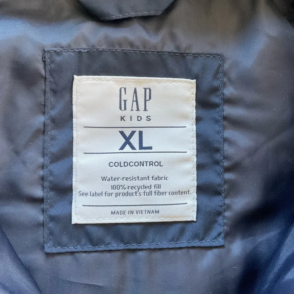 NWT Gap Puffer Vest Kids XL (12) Navy Blue Cold Control Water Resistant Full Zip